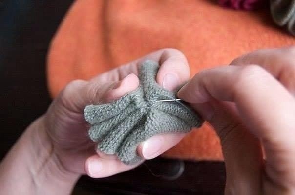 Chic Handbag Made from an Old Sweater