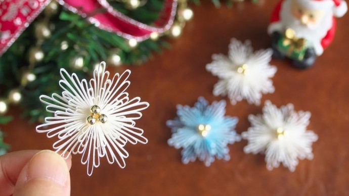 How to Make Paper Roll Snowflakes