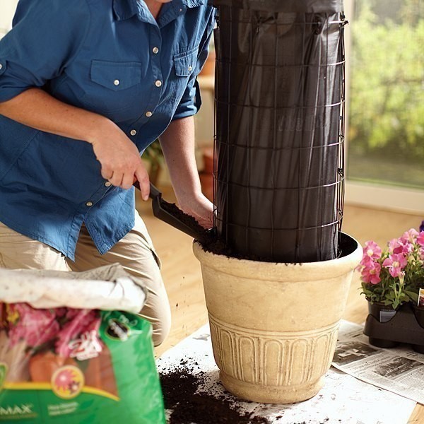 HOW TO MAKE FLOWER TOWER GARDEN