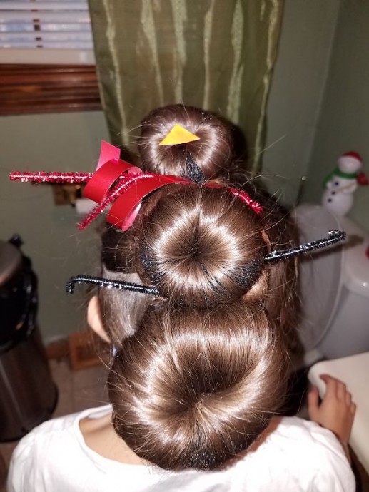 40 Most Creative Christmas Hairstyles Ever