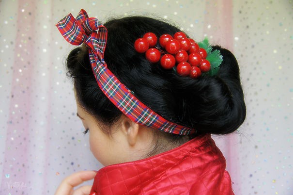 40 Most Creative Christmas Hairstyles Ever