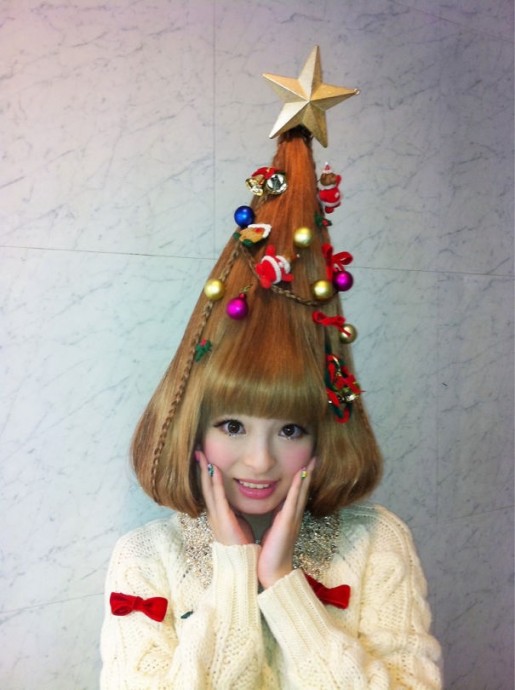 40 Most Creative Christmas Hairstyles Ever