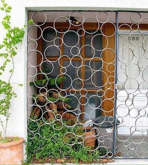 DIY PVC Pipe Privacy Screen