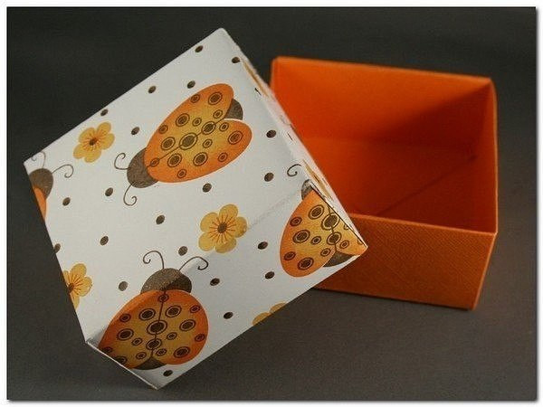 Simple Origami Gift Box Folding Instructions