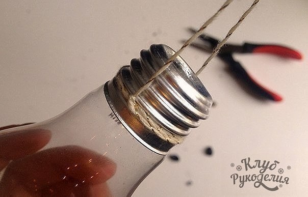 DIY decoration from bulb